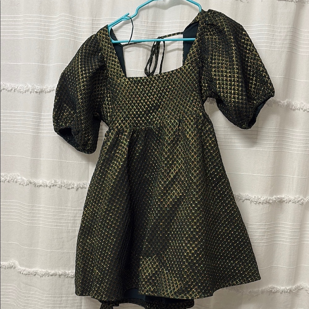 Black and Gold Textured Dress